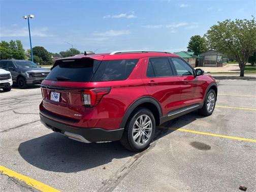 2025 Ford Explorer Platinum