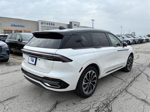 2025 Lincoln Nautilus Reserve