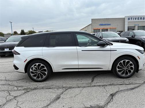 2025 Lincoln Nautilus Reserve