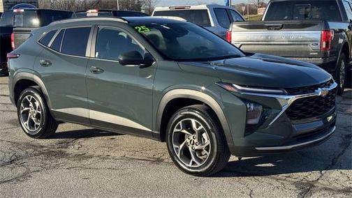 2025 Chevrolet Trax LT