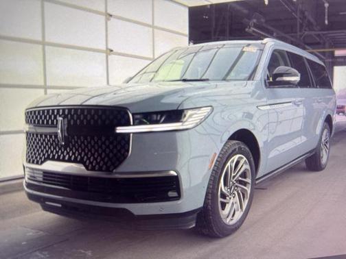 2025 Lincoln Navigator Reserve