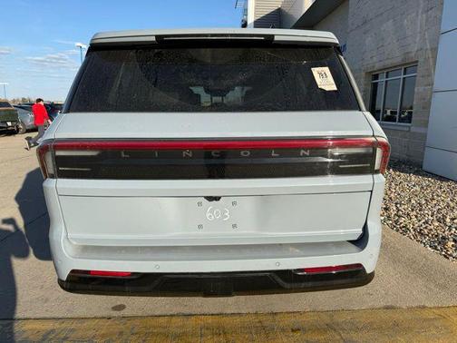 2025 Lincoln Navigator Reserve