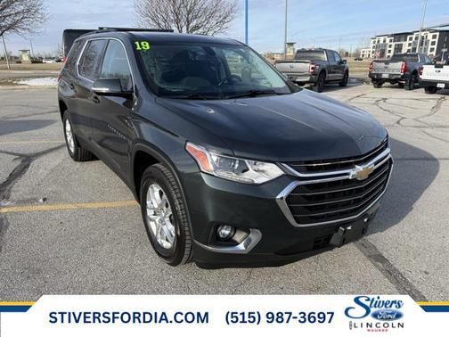 2019 Chevrolet Traverse LT Cloth