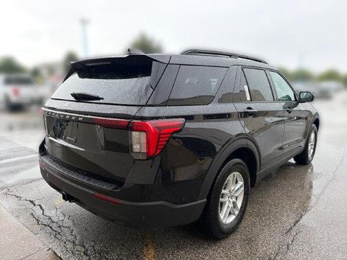 Agate Black Metallic 2027 Ford Explorer Active
