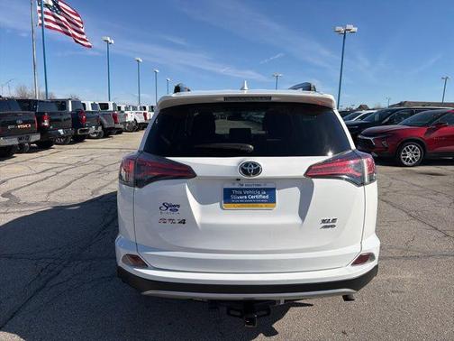 2018 Toyota RAV4 XLE