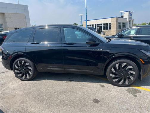2024 Lincoln Nautilus Reserve