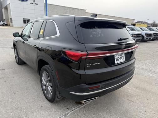 2025 Buick Enclave Preferred FWD