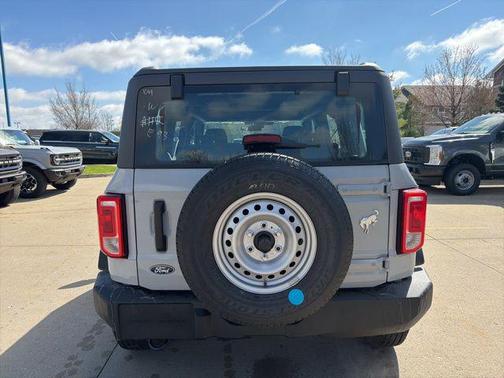 Avalanche Gray 2026 Ford Bronco Base