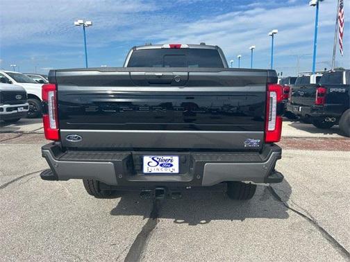 2025 Ford F-250 Platinum