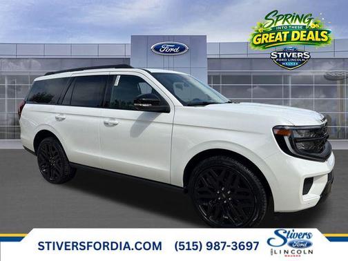 Star White Metallic Tri-Coat 2026 Ford Expedition Platinum