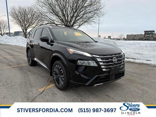 2025 Nissan Rogue Platinum