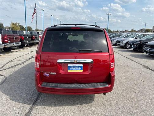 2008 Chrysler Town & Country Touring