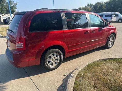 2008 Chrysler Town & Country Touring