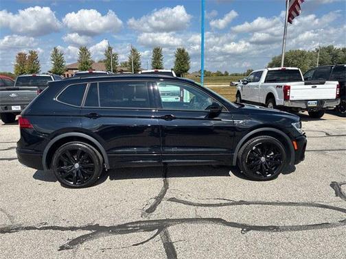 2021 Volkswagen Tiguan 2.0T SE R-Line Black 4MOTION