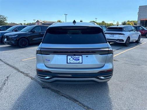 2025 Lincoln Nautilus Reserve