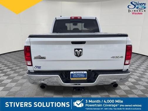 Bright White Clearcoat 2019 RAM 1500 Big Horn