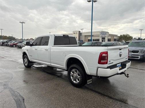 2022 RAM 3500 Laramie Crew Cab 4x4 8' Box