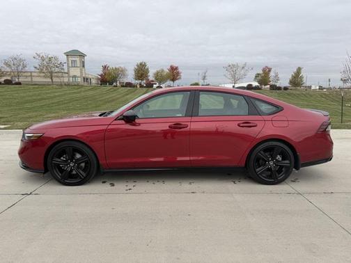 2023 Honda Accord Hybrid Base