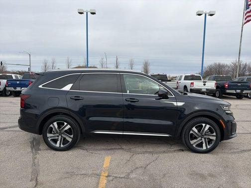 2023 Kia Sorento Plug-In Hybrid SX Prestige
