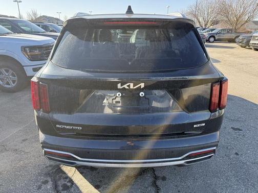 2023 Kia Sorento Plug-In Hybrid SX Prestige