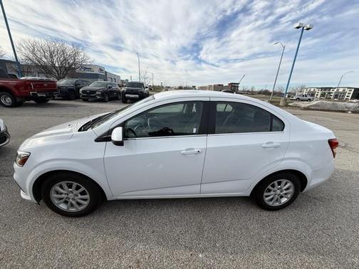 2018 Chevrolet Sonic LT
