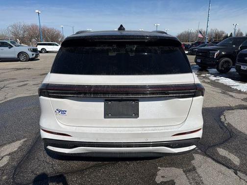 2024 Lincoln Nautilus Reserve