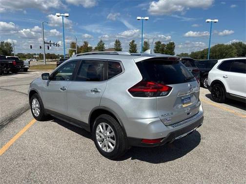 2020 Nissan Rogue SV