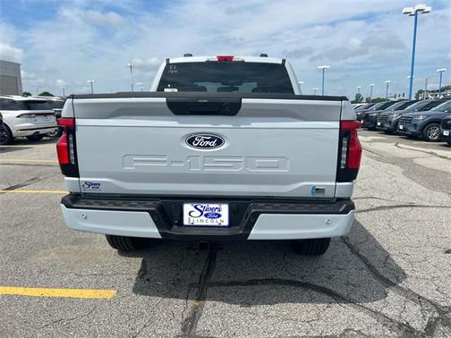 2025 Ford F-150 Lightning Flash