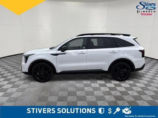Glacial White Pearl 2024 Kia Sorento SX