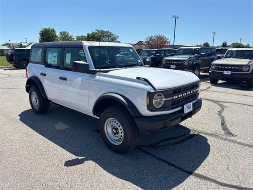 2025 Ford Bronco Base