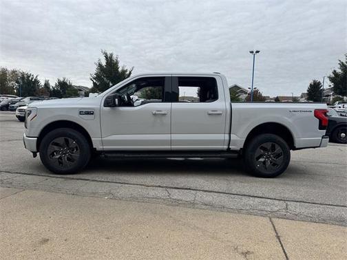 2025 Ford F-150 Lightning Flash