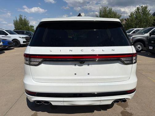 Pristine White Metallic Tri-Coat 2026 Lincoln Aviator Reserve AWD