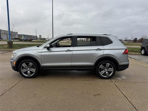 2020 Volkswagen Tiguan 2.0T SEL