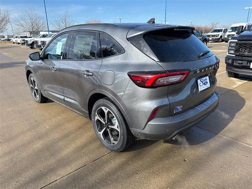 2025 Ford Escape ST-Line Elite