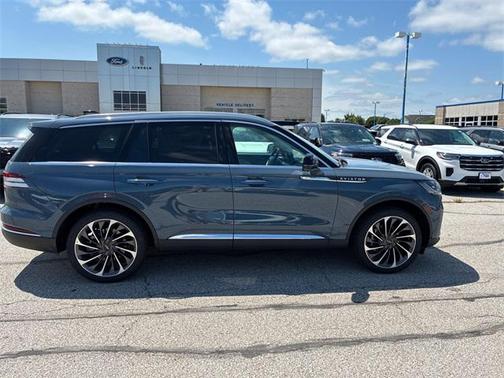 2025 Lincoln Aviator Reserve AWD