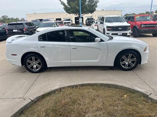 2013 Dodge Charger SXT