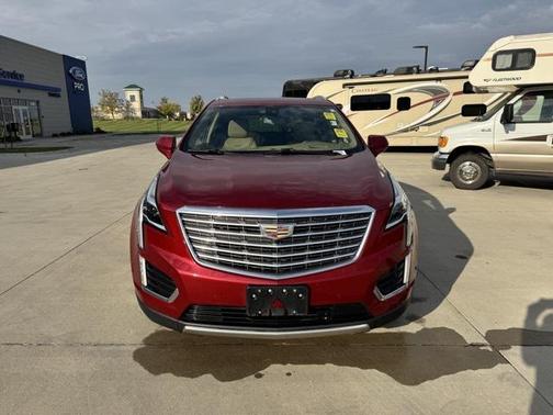 2019 Cadillac XT5 Platinum