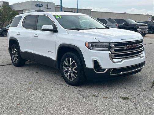 2023 GMC Acadia FWD SLT