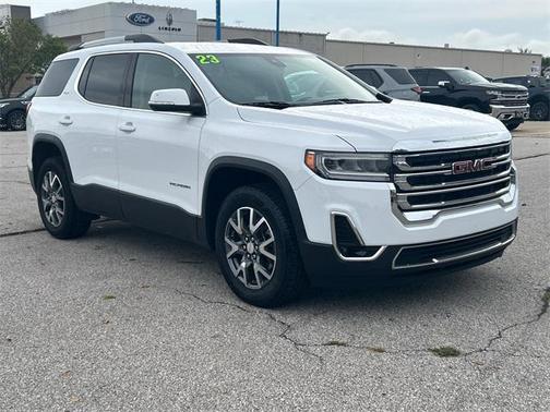 2023 GMC Acadia FWD SLT
