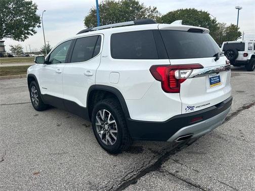 2023 GMC Acadia FWD SLT