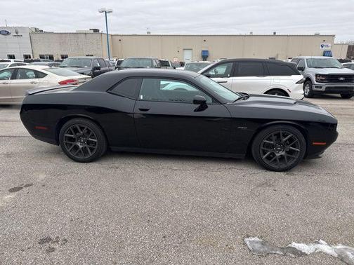 2017 Dodge Challenger R/T