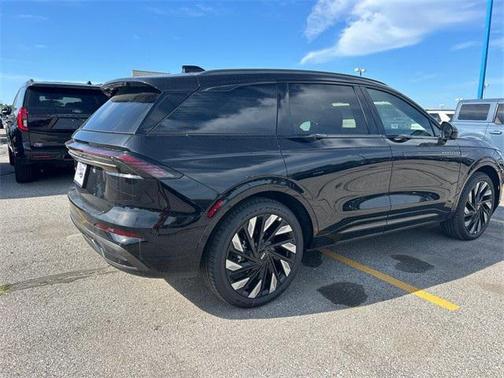 2025 Lincoln Nautilus Reserve