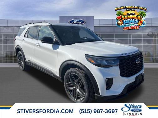 Star White Metallic Tri-Coat 2026 Ford Explorer ST-Line
