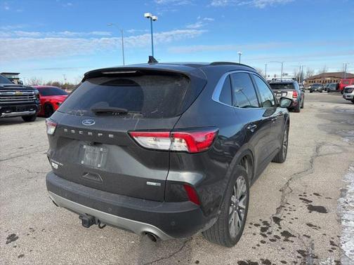 2020 Ford Escape Titanium