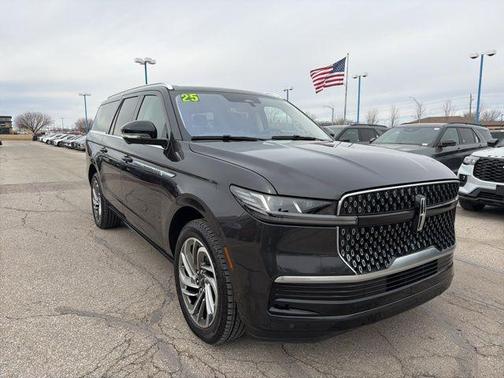 2025 Lincoln Navigator Reserve