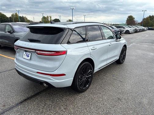 2025 Lincoln Corsair Reserve