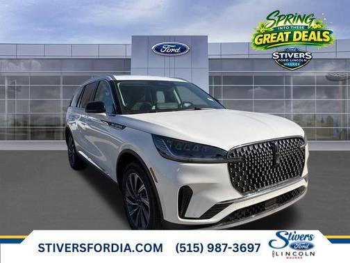 Pristine White Metallic Tri-Coat 2026 Lincoln Aviator Premiere