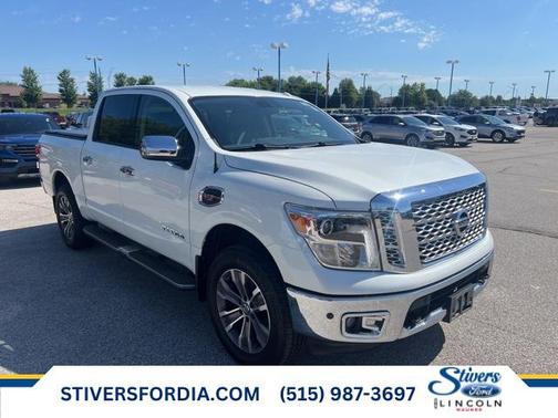 2017 Nissan Titan SL