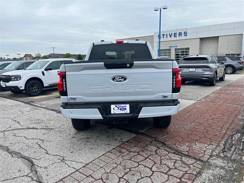 2025 Ford F-150 Lightning Flash