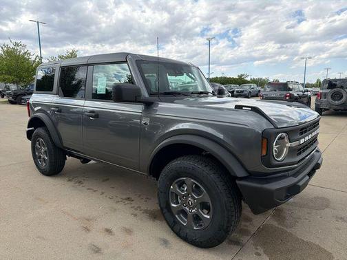 Carbonized Gray Metallic 2026 Ford Bronco Big Bend